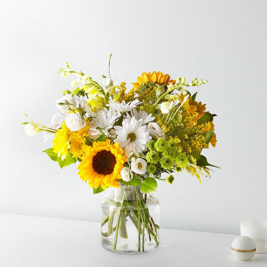 The Hello Sunshine Bouquet